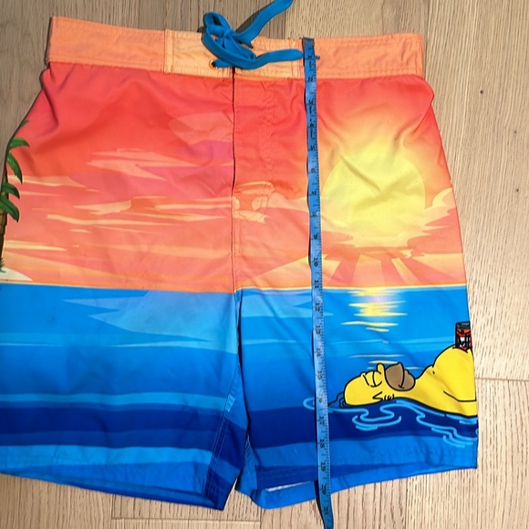 Homer Simpson Bathing Trunks - Picture 4 of 7